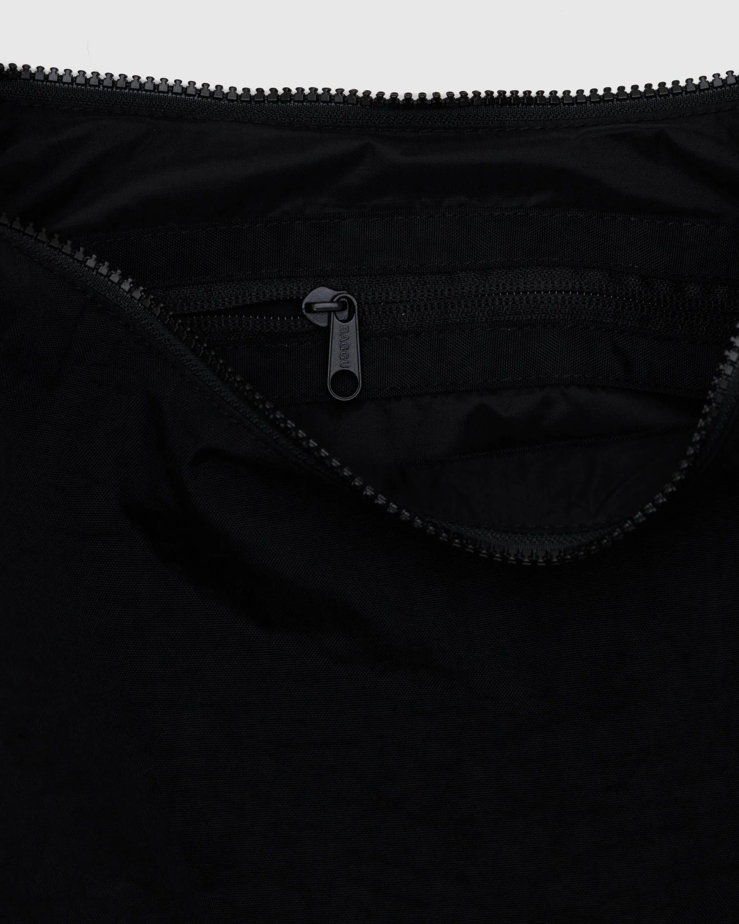 BAGGU Medium Nylon Crescent Bag - Black