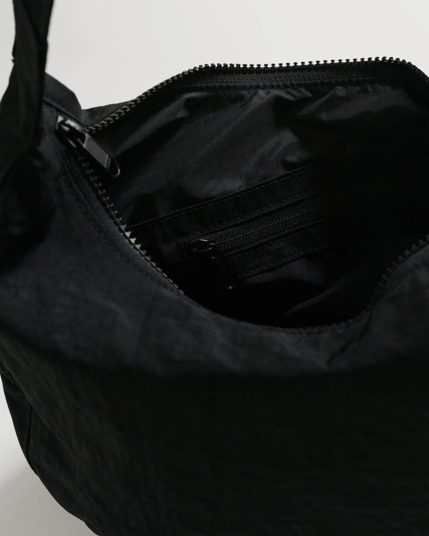 BAGGU Medium Nylon Crescent Bag - Black