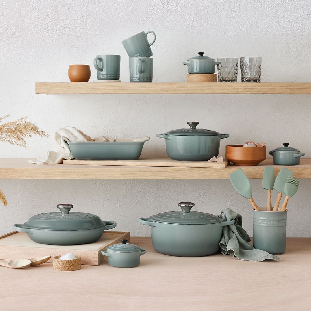 Le Creuset Cast Iron Round Casserole 24cm Sea Salt