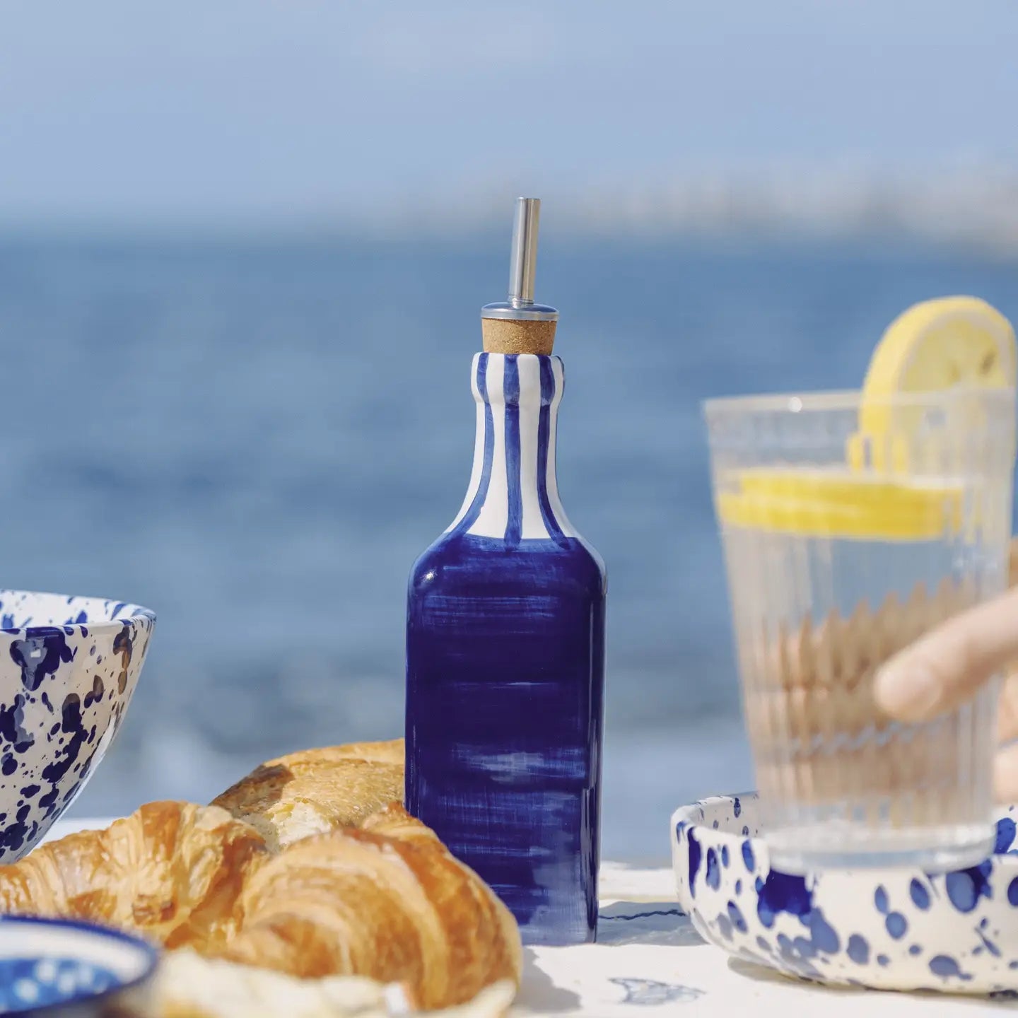 Tierra Cocida Ceramic Oil Dispenser - Blue & White / Costa Azul