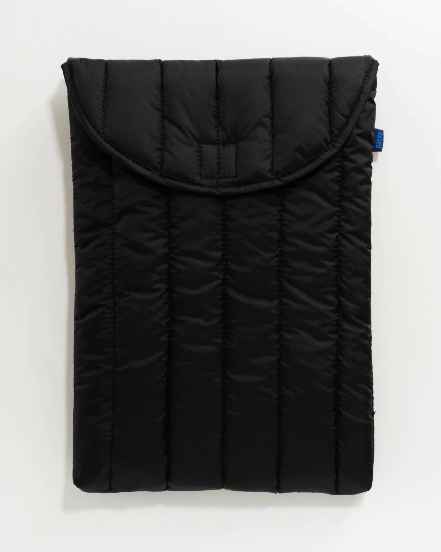 baggu puffy laptop sleeve 16'' in black