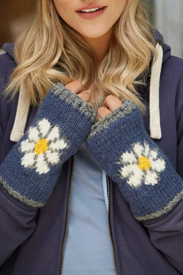 pachamama daisy handwarmer in denim