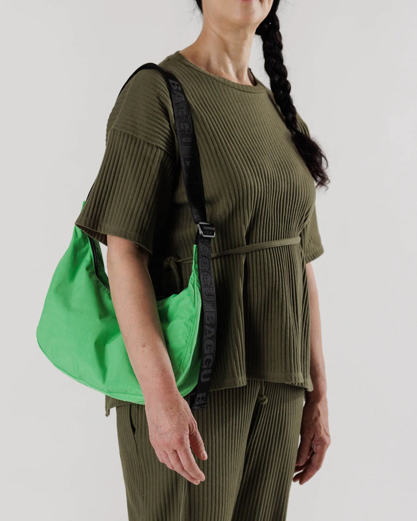 BAGGU Medium Nylon Crescent Bag - Aloe