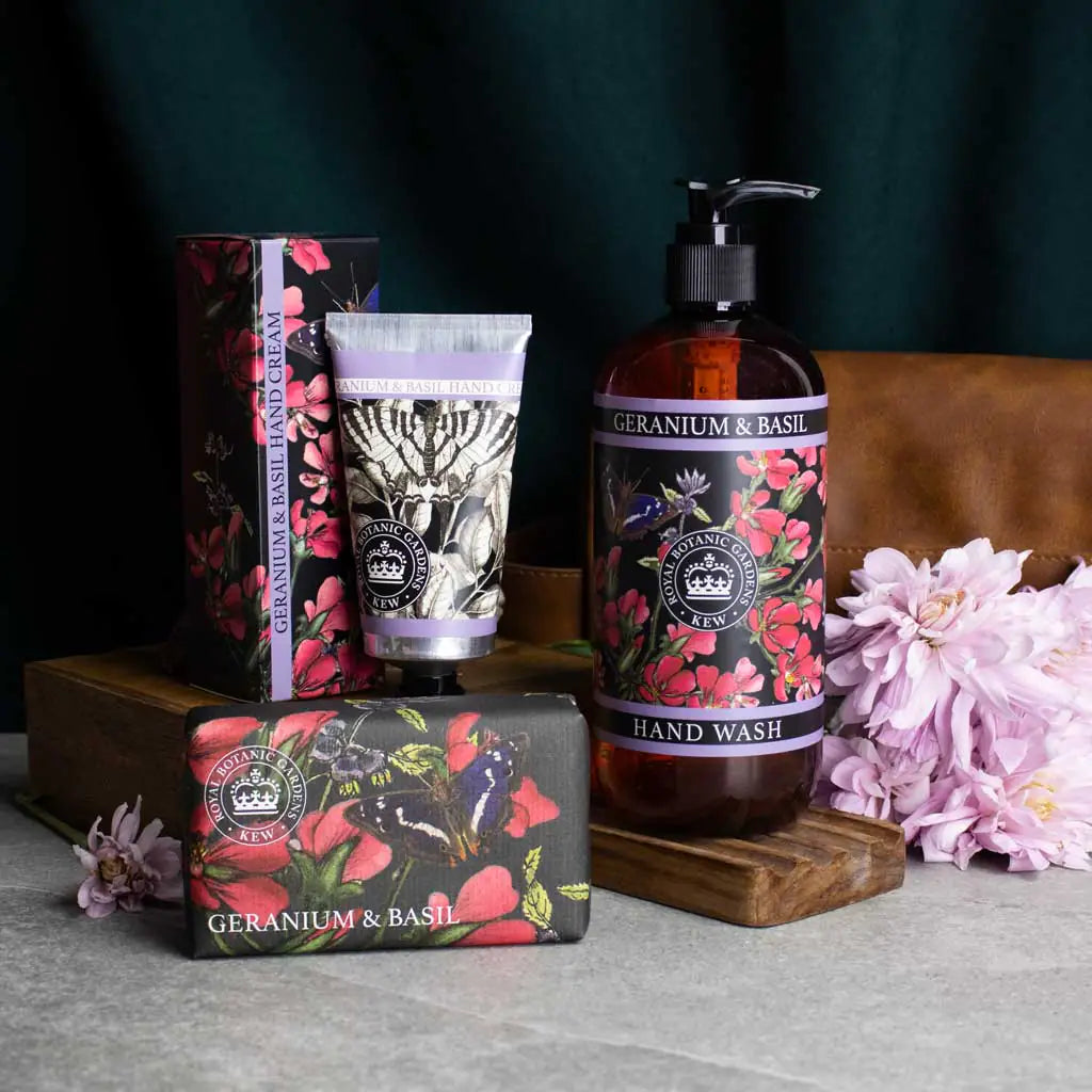 The English Soap Company Kew Gardens Geranium and Basil Hand Cream