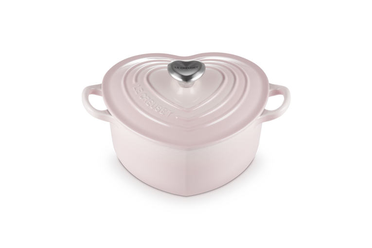 cast iron heart shaped casserole with heart knob 20cm in shell pink