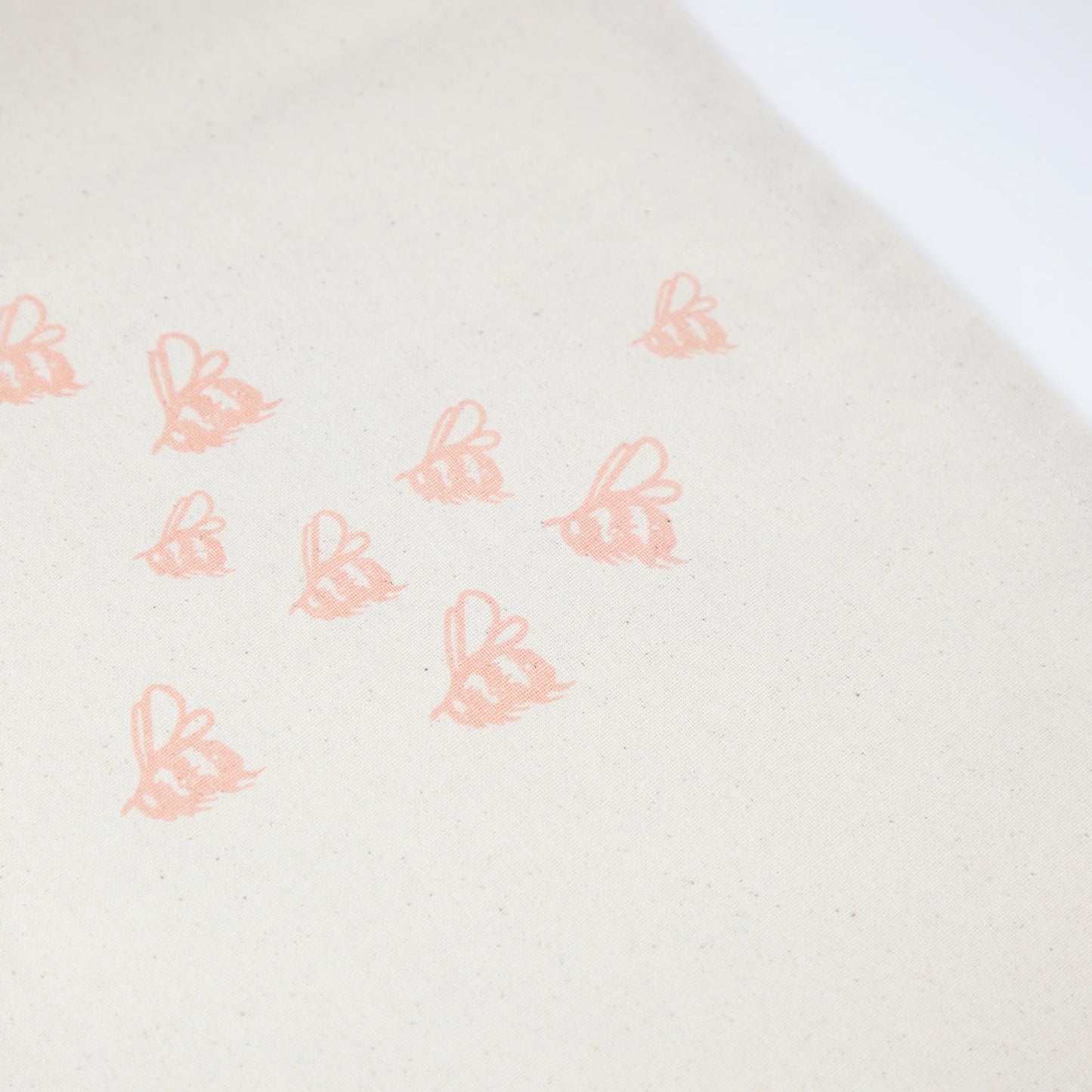 Liga Organic Tea Towel in Native Grasses & Bees