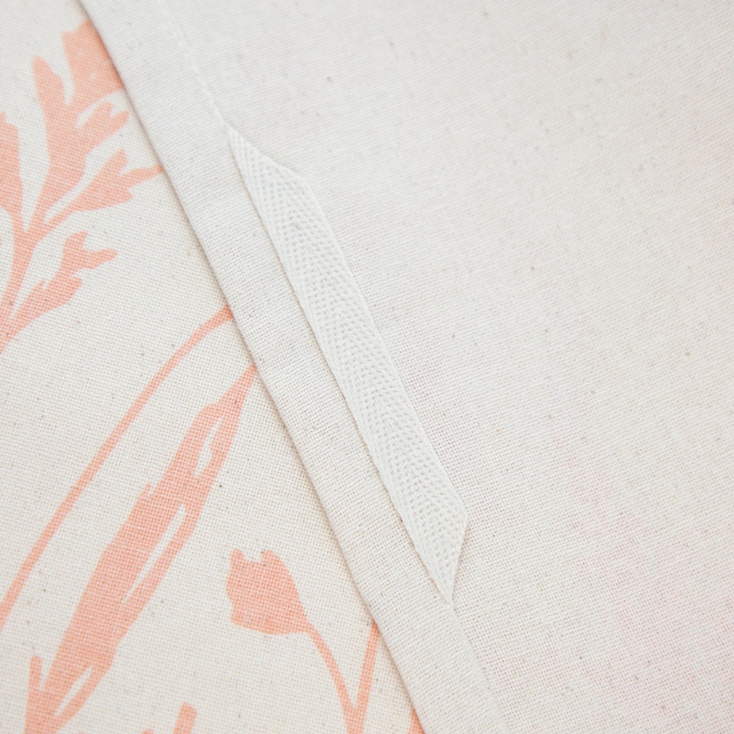 Liga Organic Tea Towel in Native Grasses & Bees