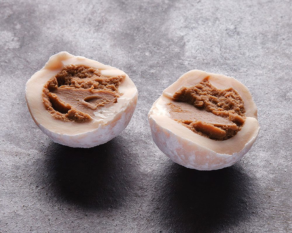 Charbonnel et Walker - Pink Marc De Champagne Truffles Pink Heart