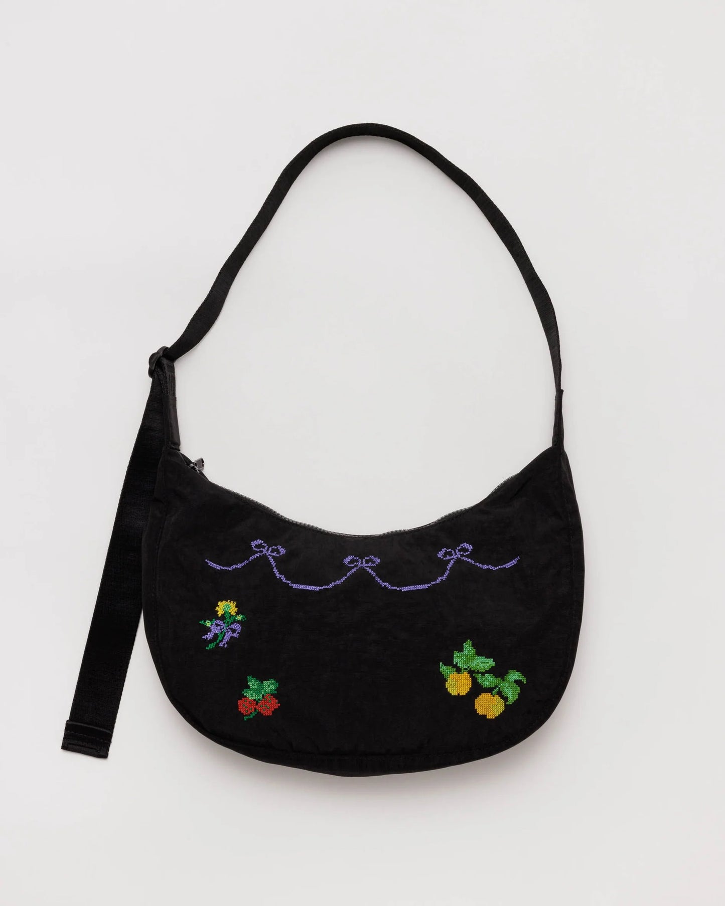 baggu medium nylon crescent bag in cross stich