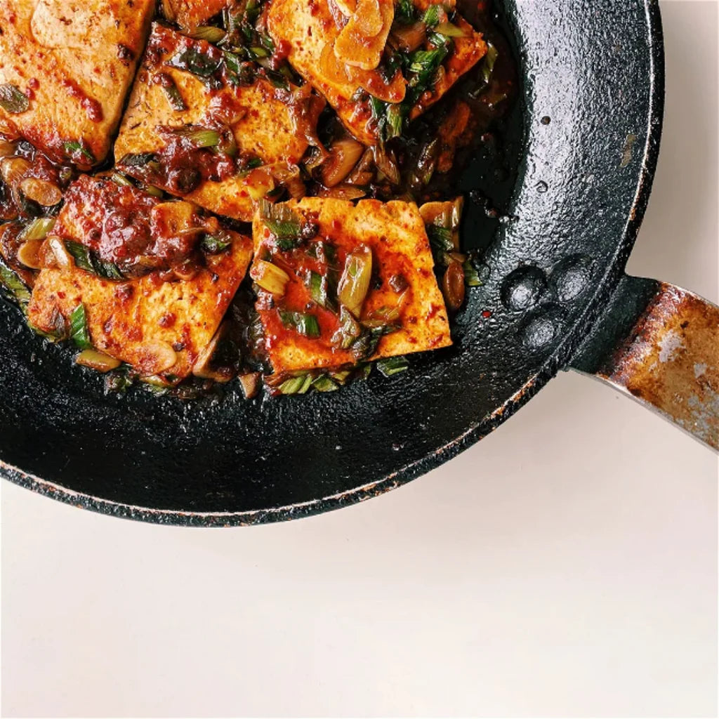 White Mausu Black Bean Rayu Sauce