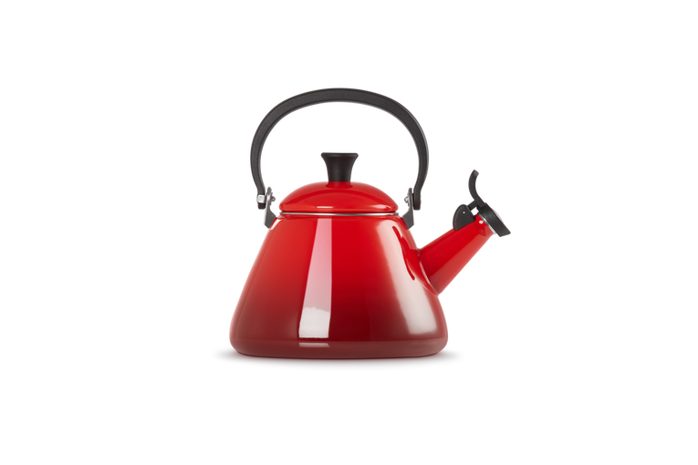 le creuset kone kettle in cerise red