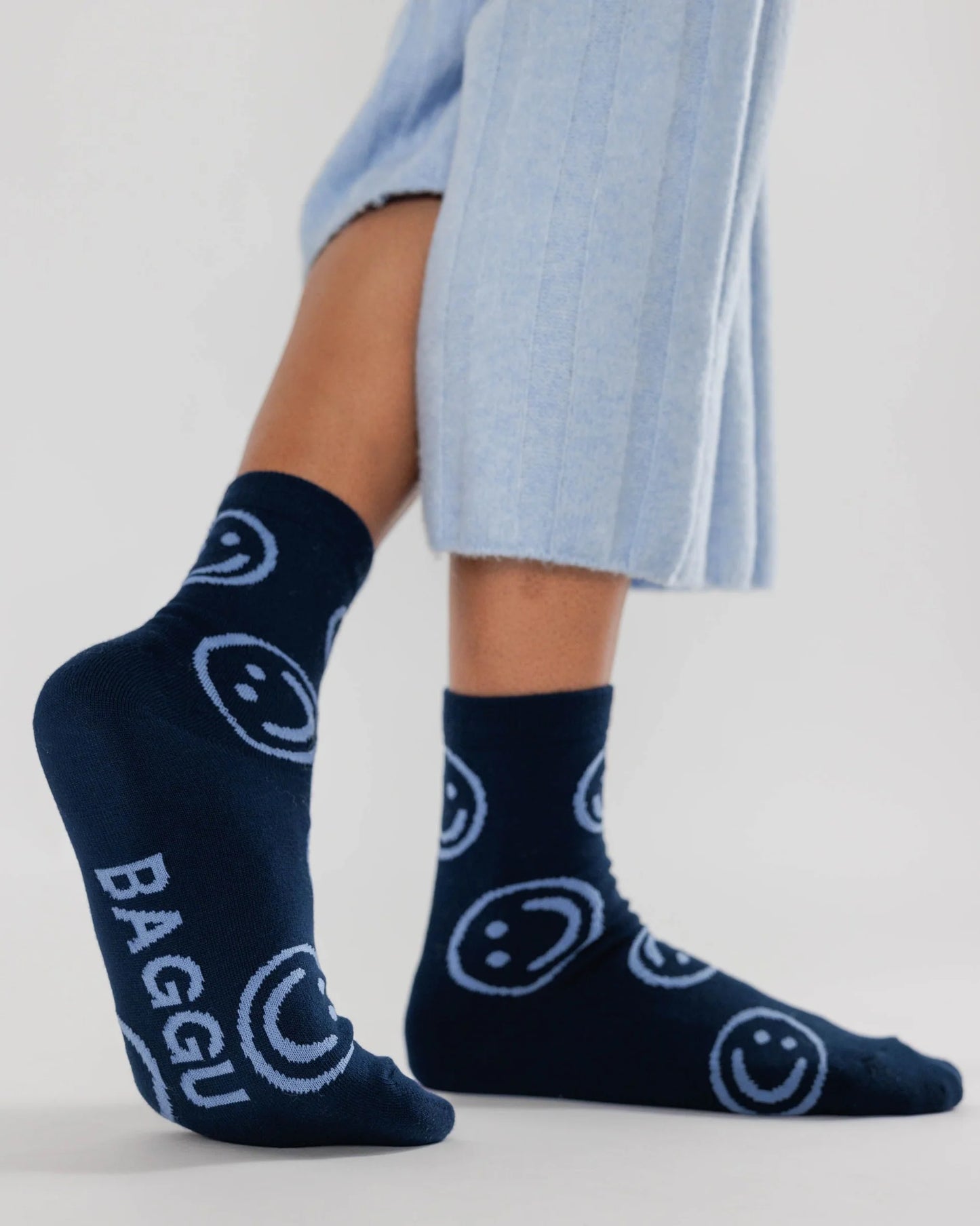 BAGGU Adult Crew Sock - Navy Happy