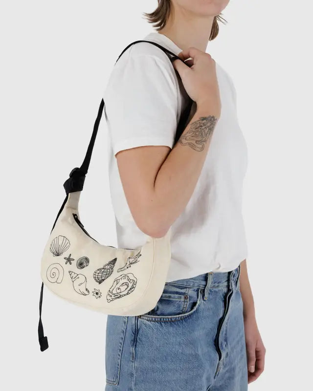 BAGGU Small Nylon Crescent Bag - Embroidered Shells