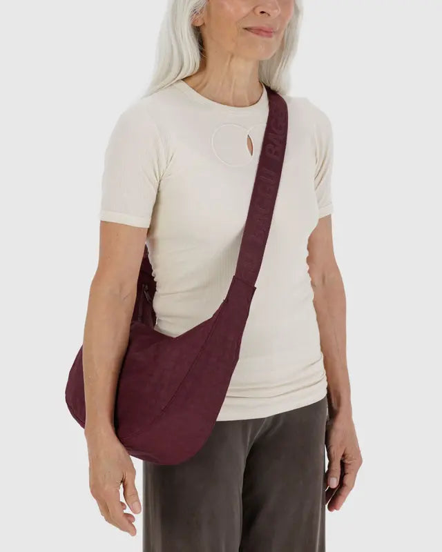 BAGGU Medium Nylon Crescent Bag - Mahogany