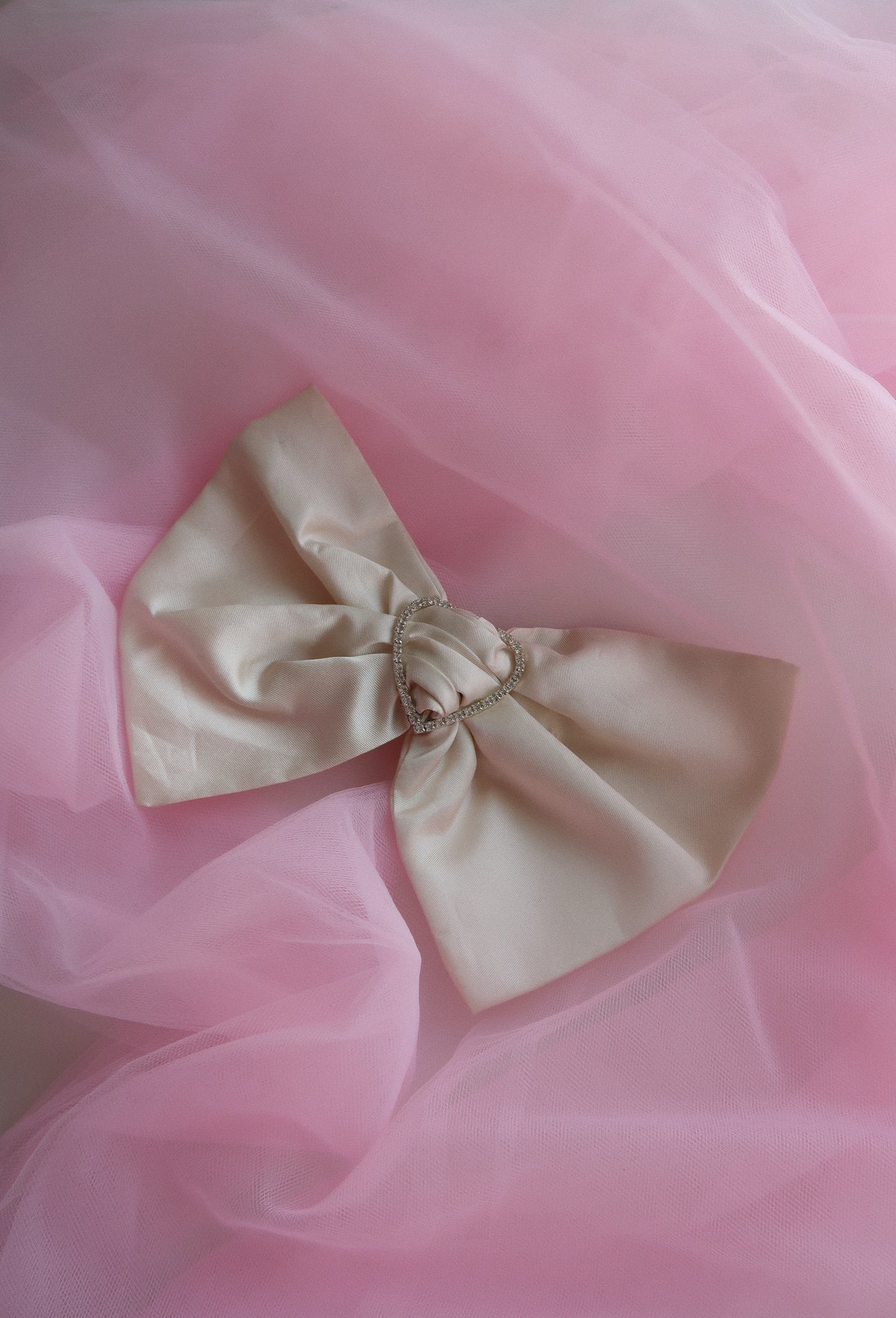 Merrfer Larg Cream Bow Hair Clip