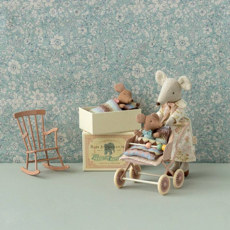 Maileg Wakey Baby Mouse in Matchbox in Rose