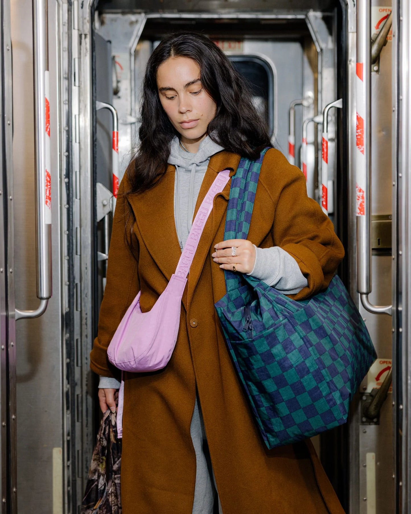 BAGGU Small Nylon Crescent Bag - Peony