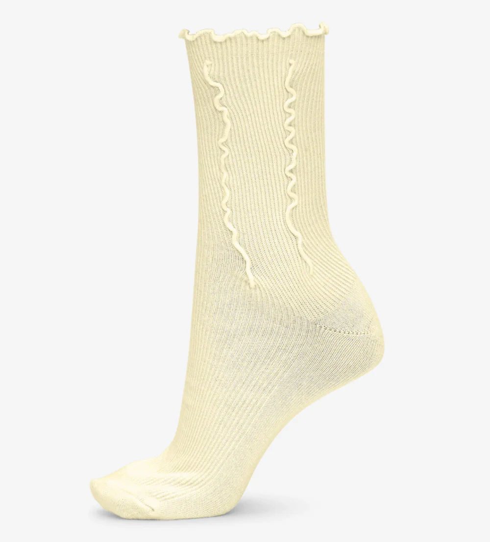 Sui Ava Ruffle Sock - Pastel Yellow