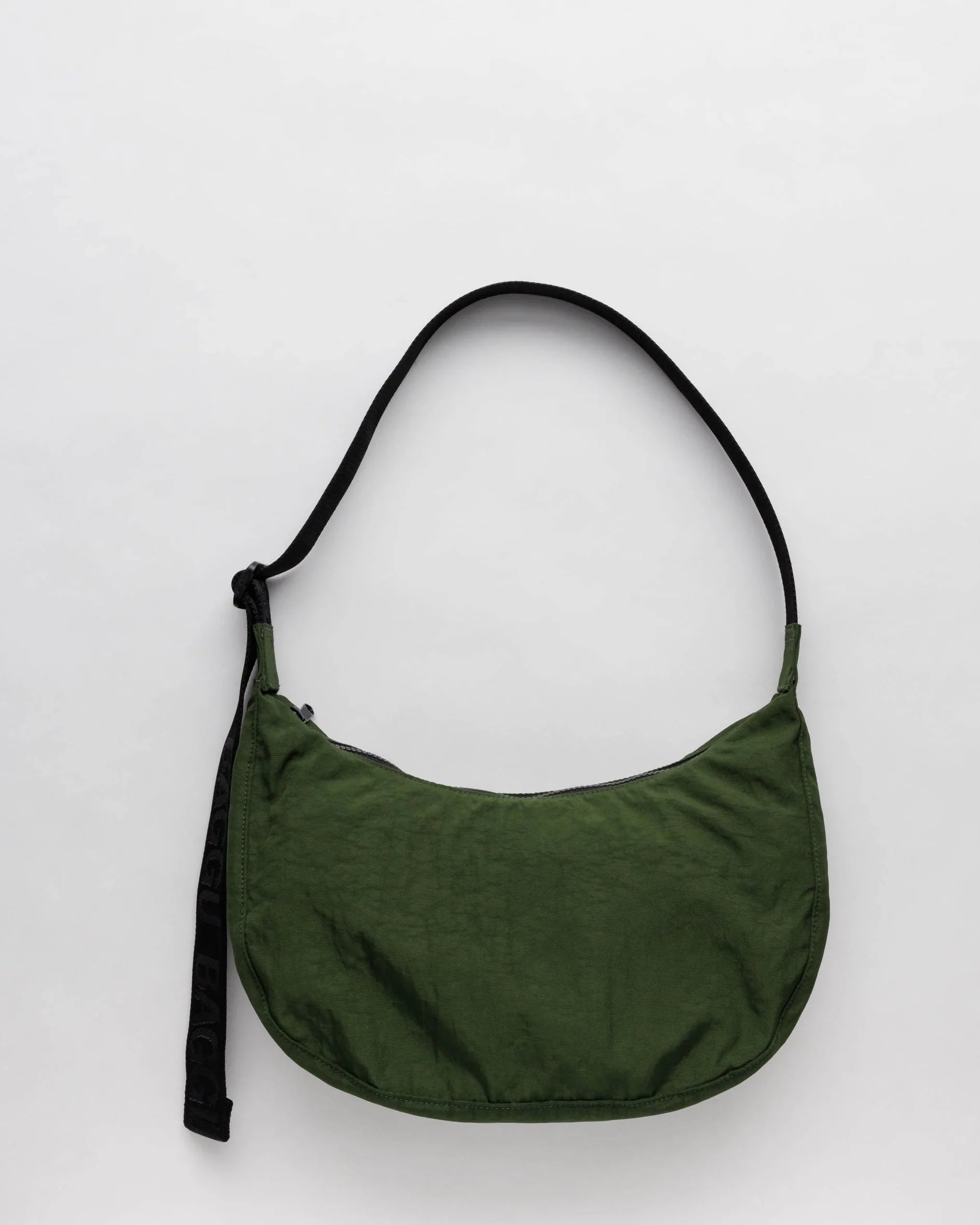 medium green crescent bag from baggu