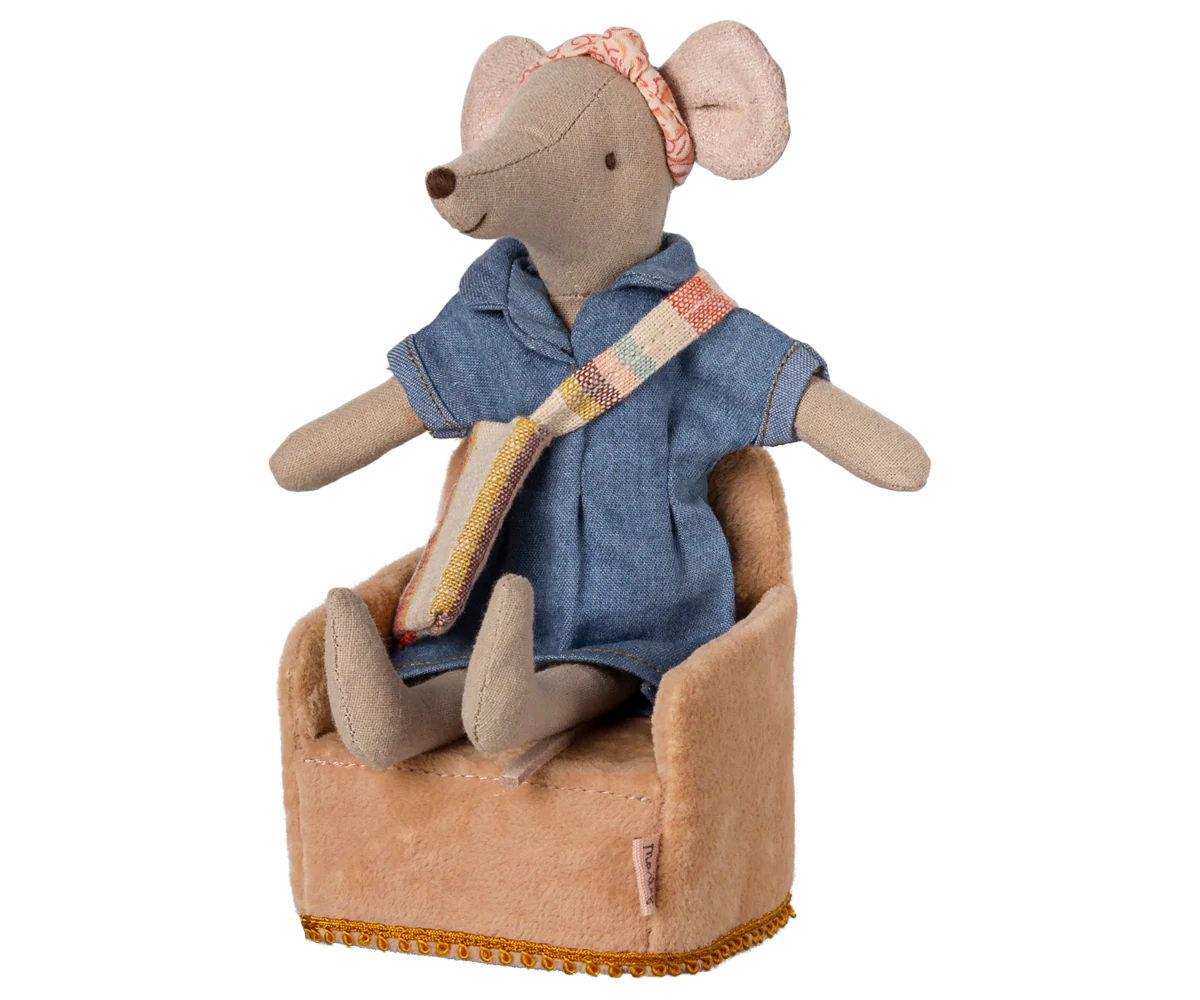 Maileg Folding Mouse Chair - Powder