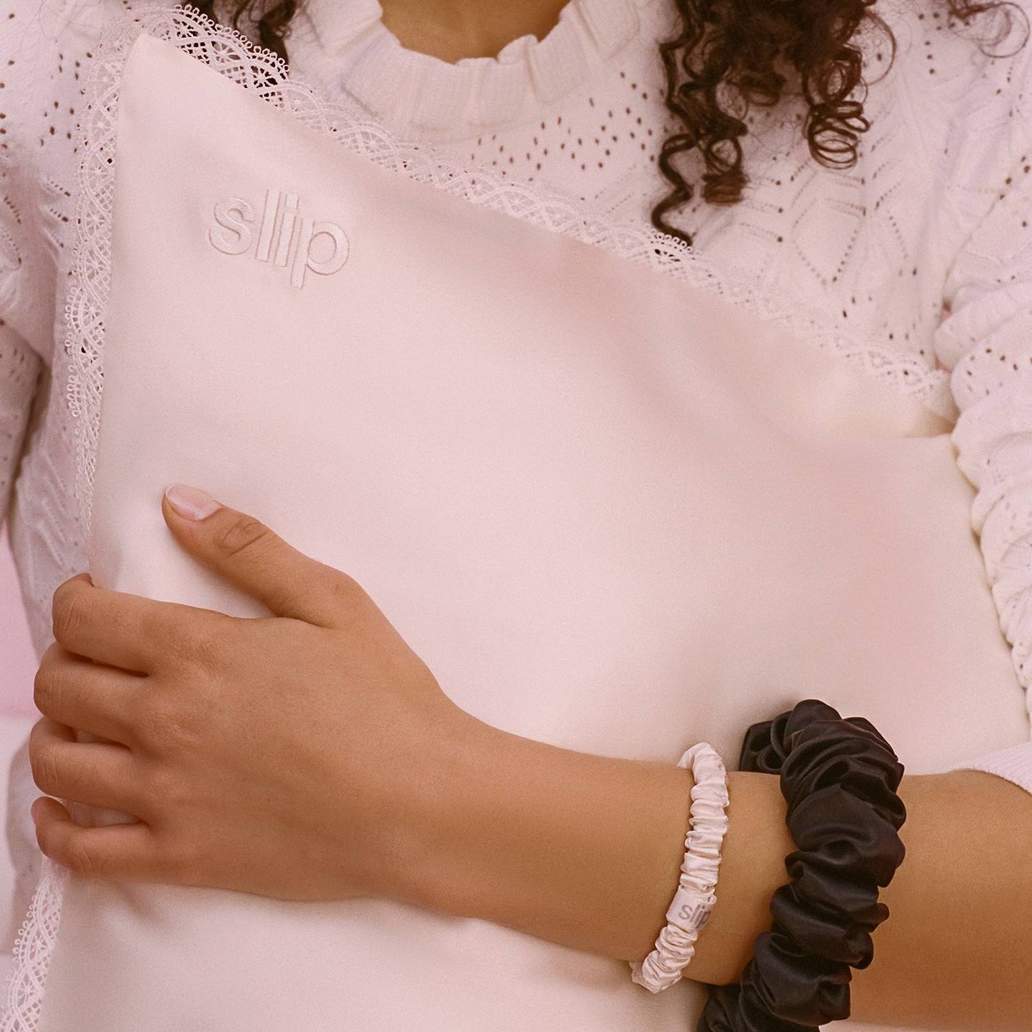 Slip Pure Silk Queen Gift Set with Lace Trim Charm (Value £137.50)