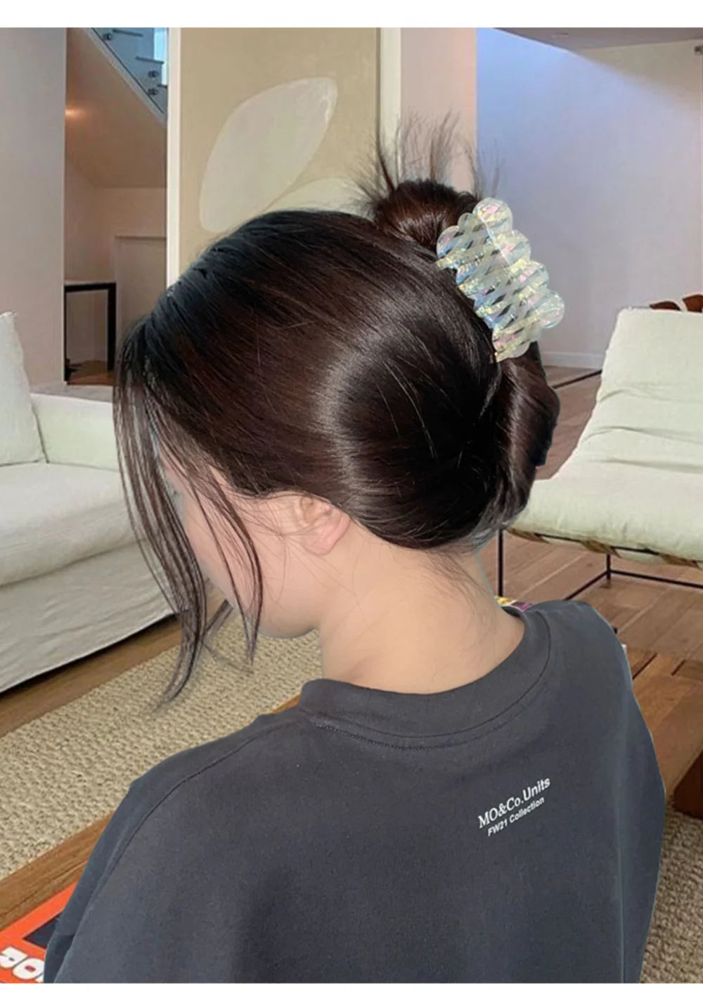 Likio Double-Coloured Hair Claw - Moonlight Coconut Crisp