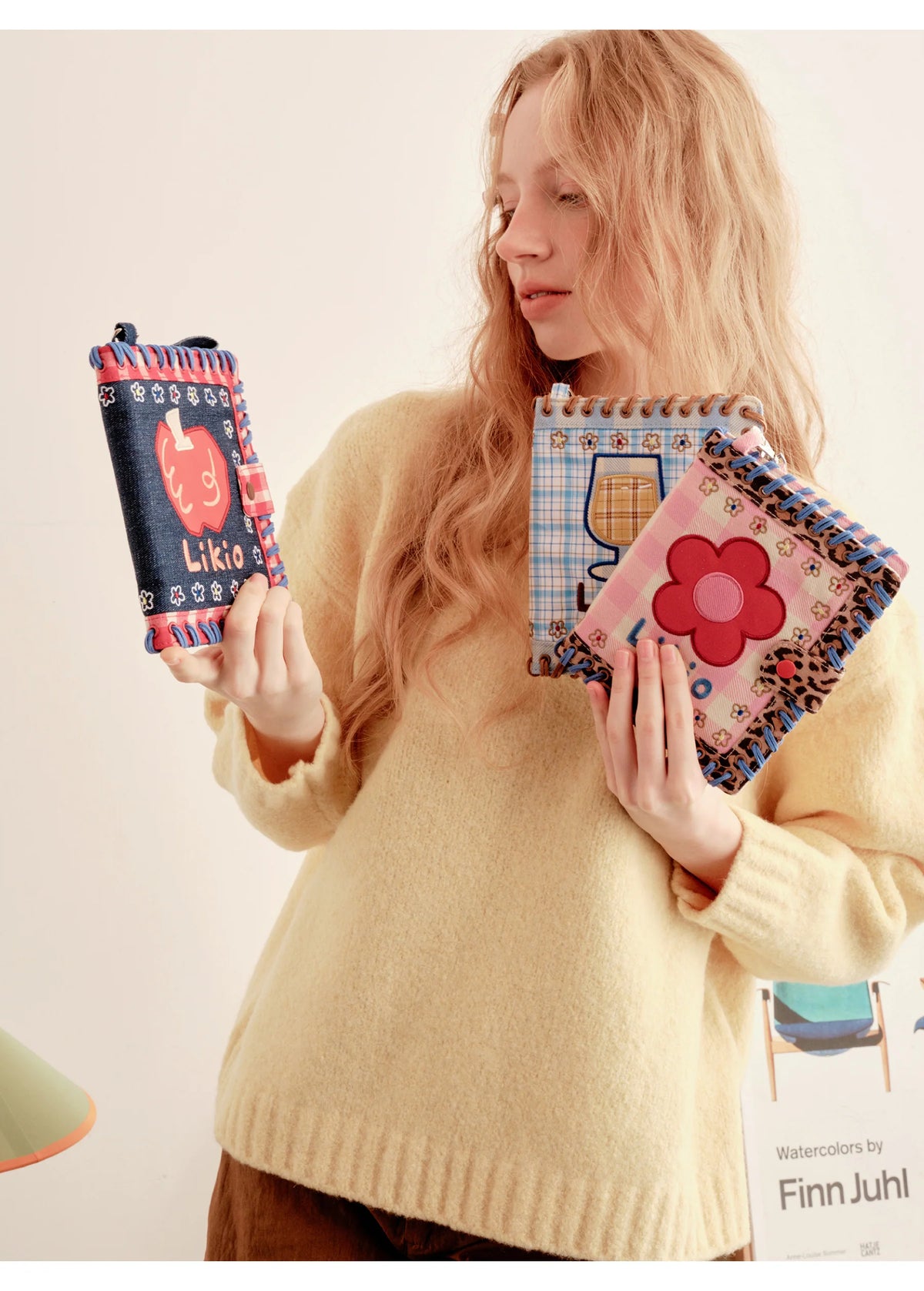 Likio Handmade Seashell Passport Holder - Free Toasting