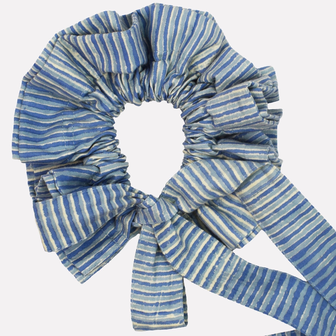 YONDER Cotton Tie Collar | Candy Cane Indigo