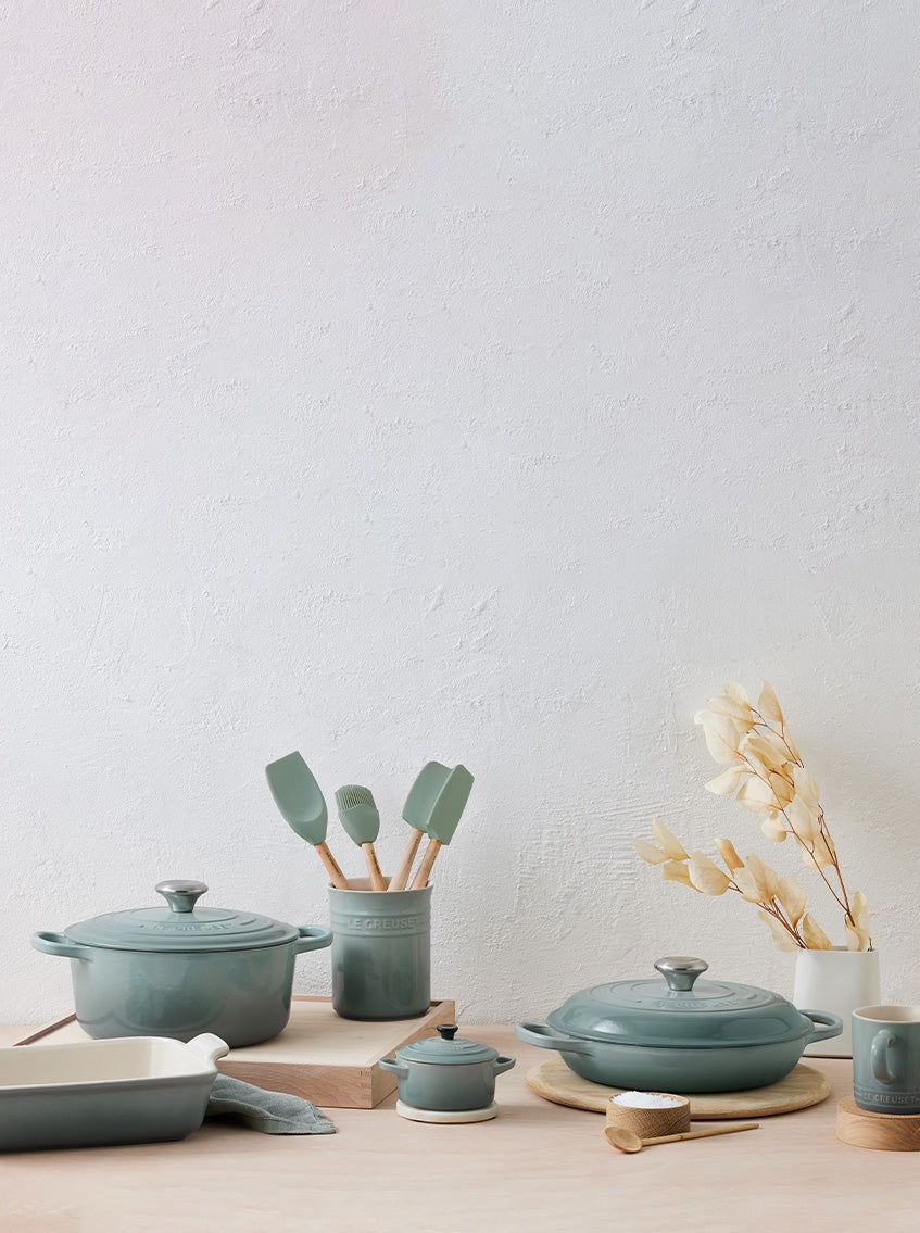 Le Creuset Cast Iron Round Casserole 24cm Sea Salt