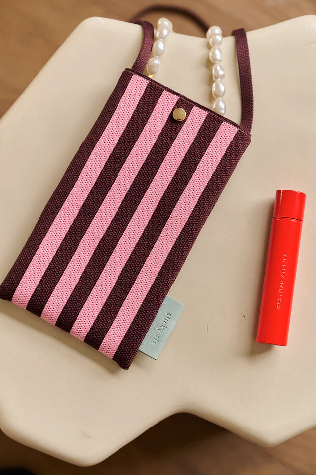 The Sticky Sis Club Phone Pouch Knitted Stripes - Chocolate Bubble Gum