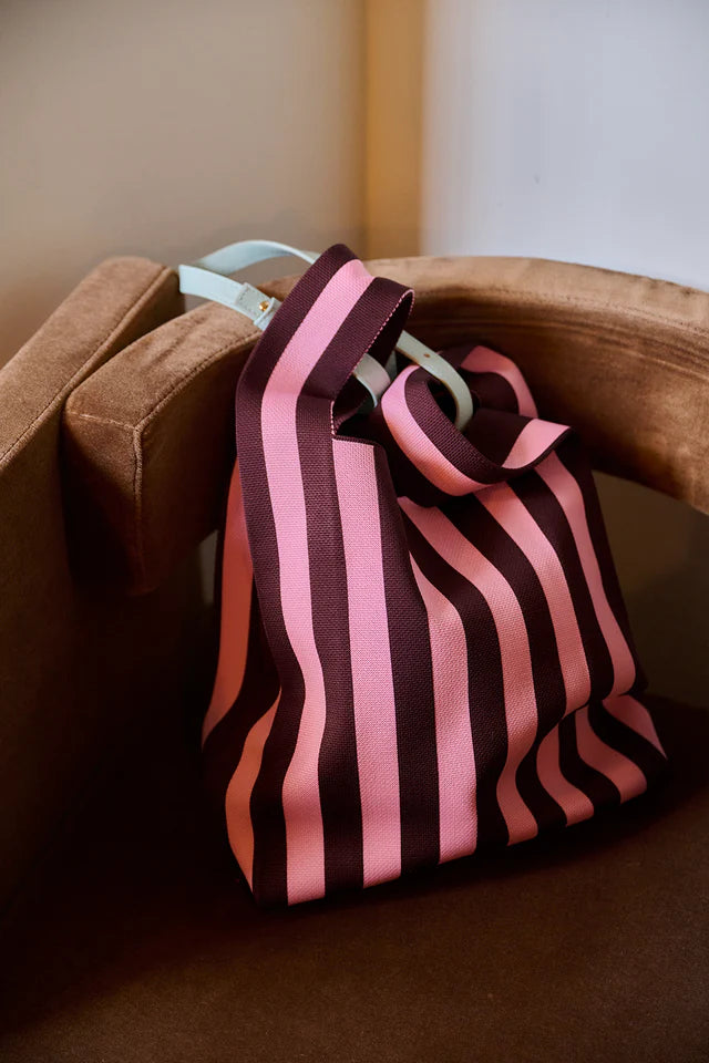 The Sticky Sis Club Market Bag Knitted Stripes - Chocolate Bubblegum