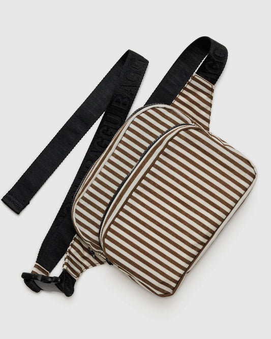 BAGGU Fanny Pack in Brown Stripe print 