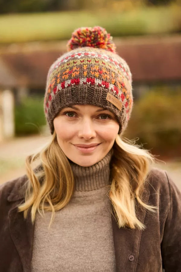 Inveraray Bobble Beanie Merino Earth