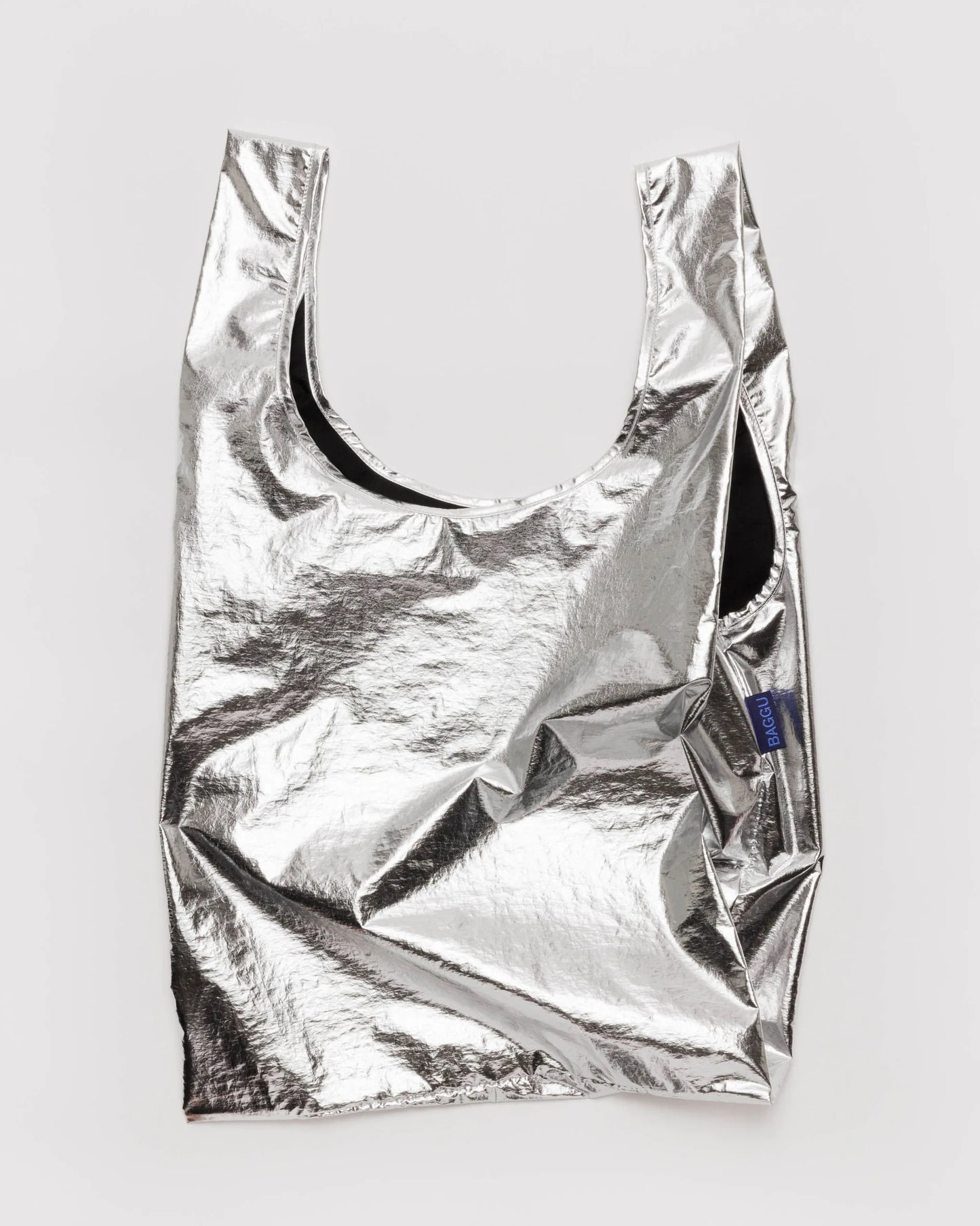 baggu standard bag in metallic silver 