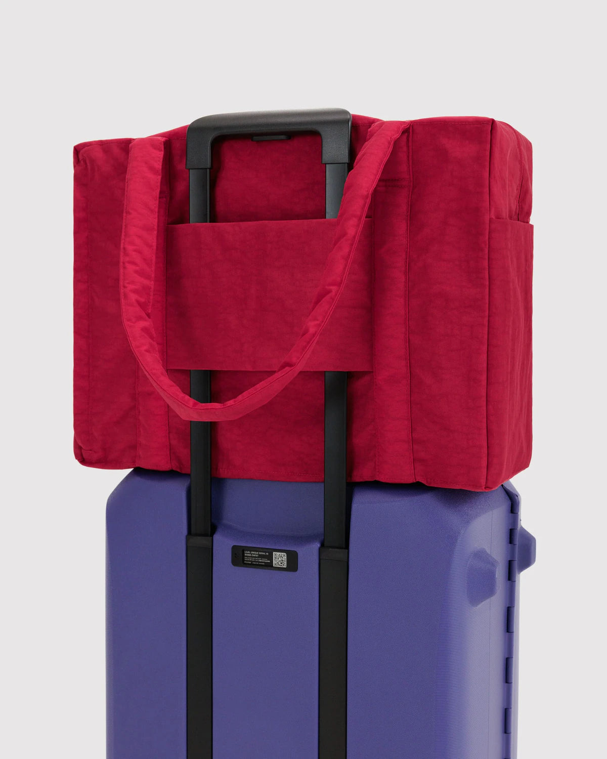 BAGGU Cloud Carry-on - Cherry