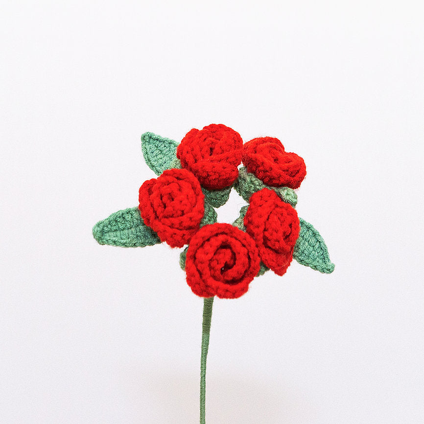 handmade crochet flower - red spray rose