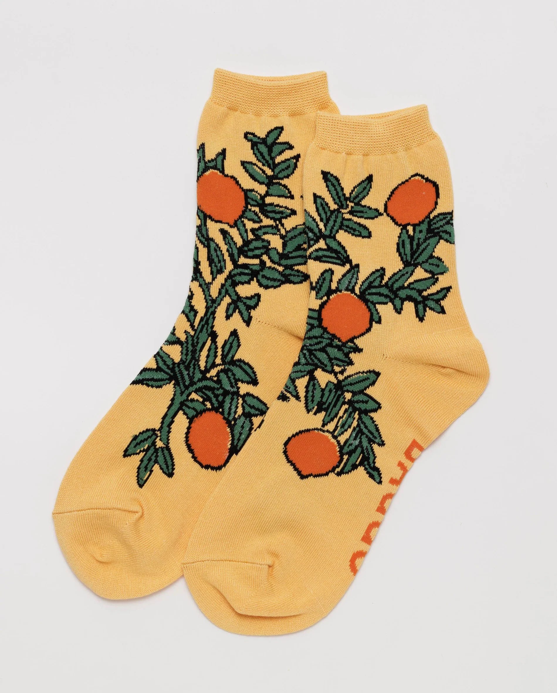 BAGGU adult crew orange socks in orange tree pattern