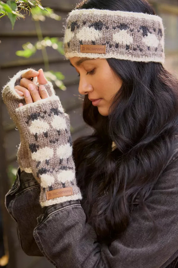 Pachamama Merino Sheep Handwarmer Mushroom