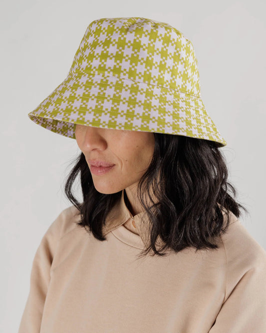 baggu bucket hat in pink pistachio pixel gingham