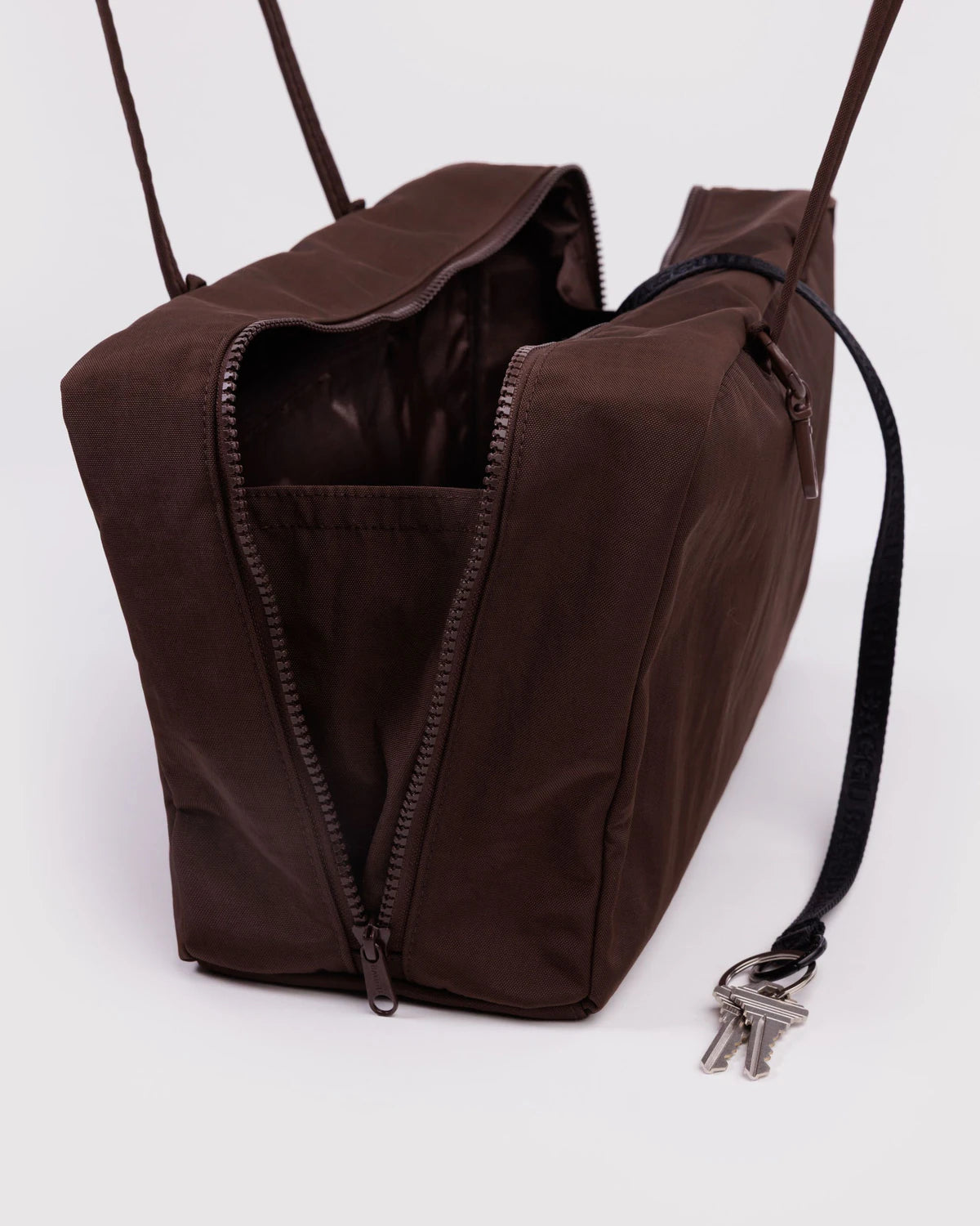 BAGGU Medium Nylon Bowler Bag - Coffee