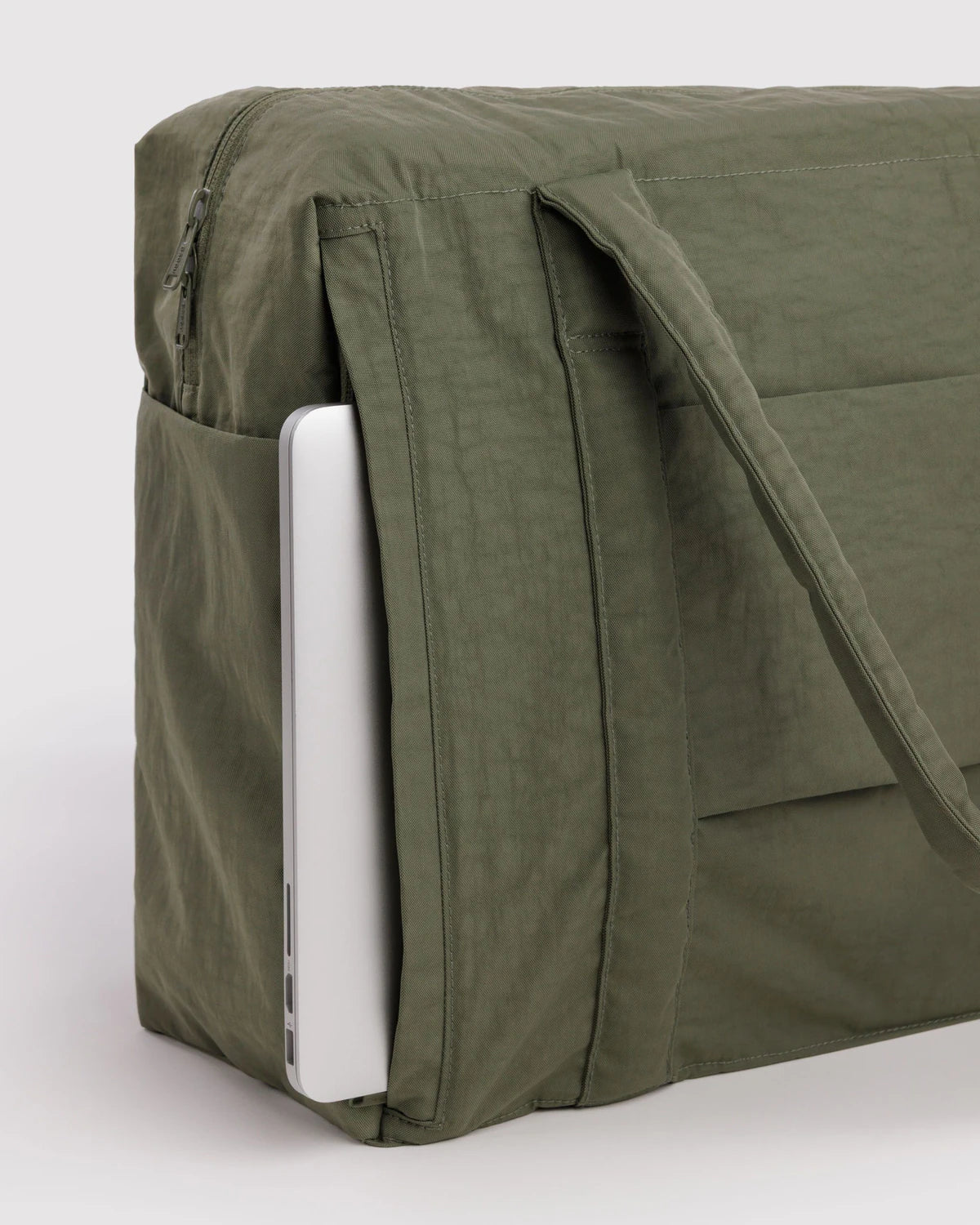BAGGU Cloud Carry-on - Caper