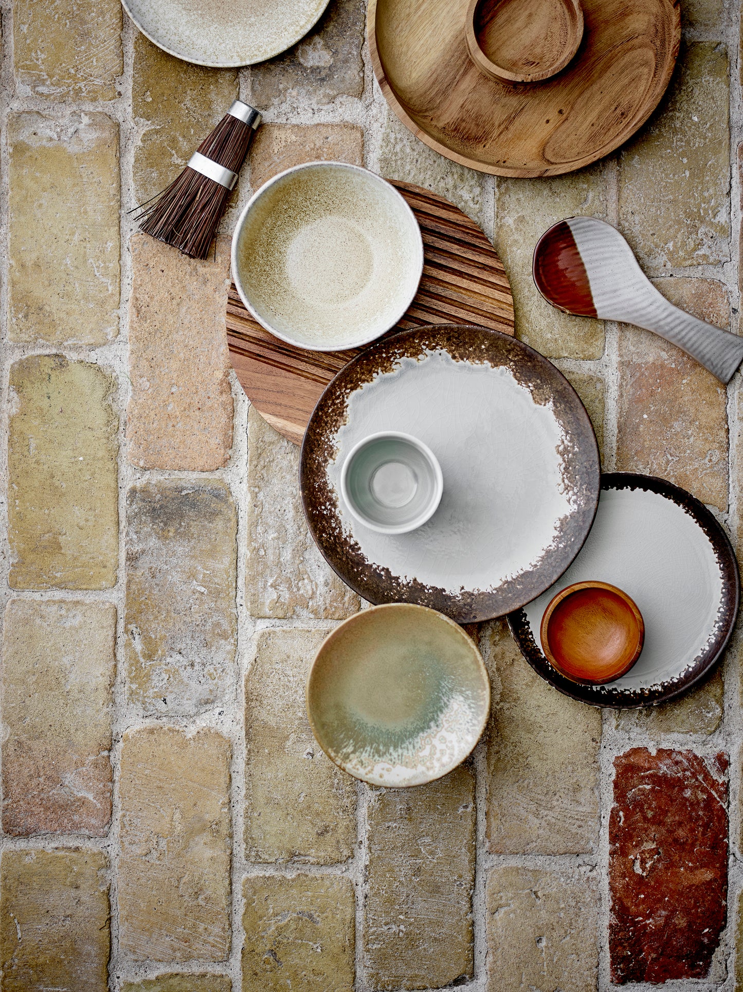 Bloomingville Paula Stoneware Plate - Brown
