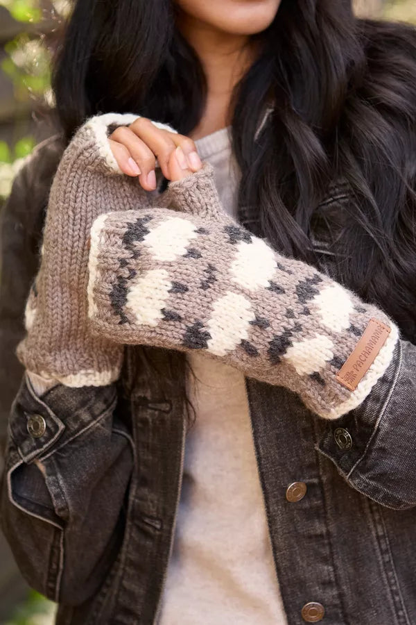 Pachamama Merino Sheep Handwarmer Mushroom