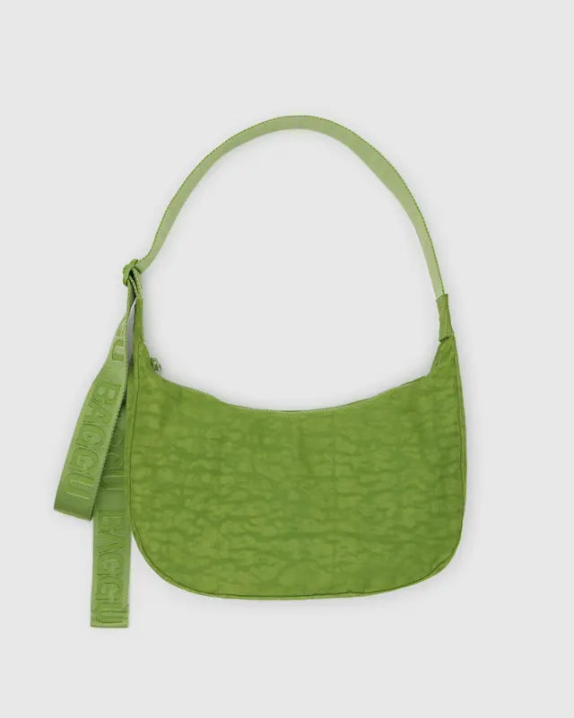 BAGGU Medium Nylon Crescent Bag in Green Juice