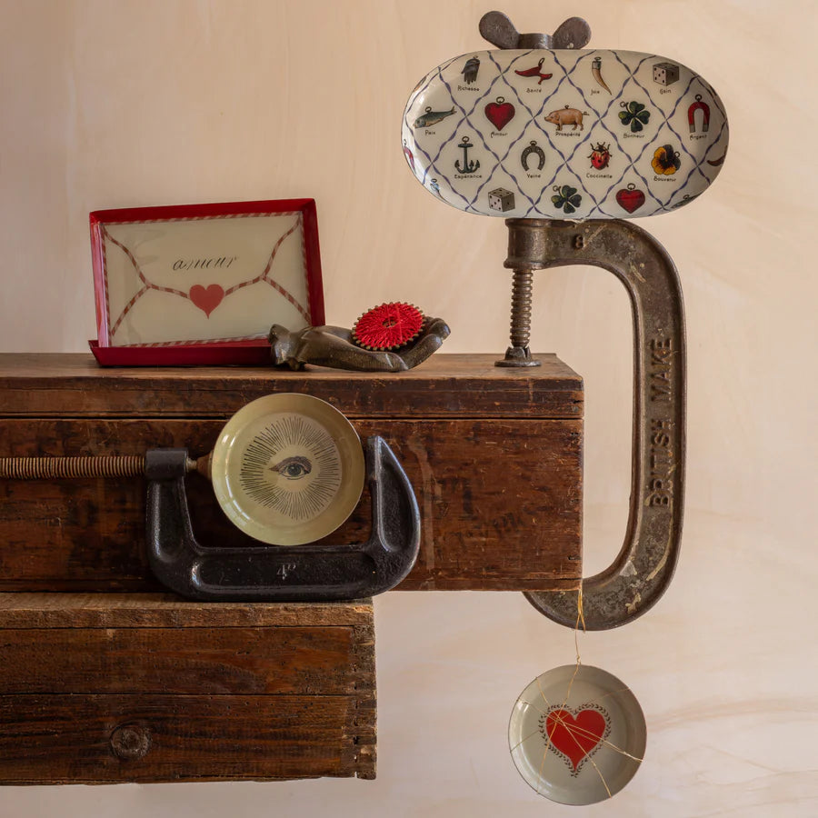 Roomytown Heart Round Enamel Tray