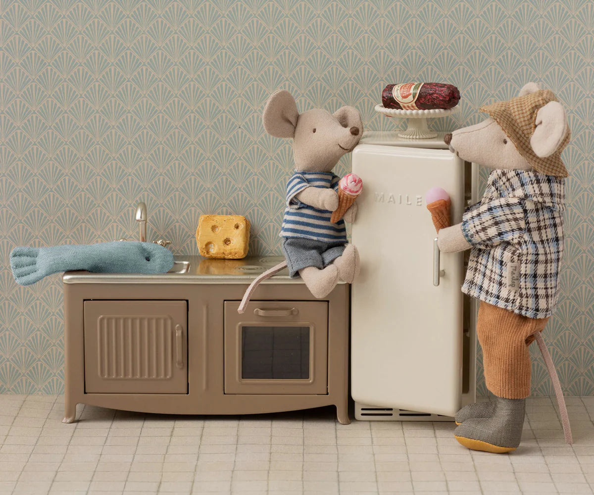 Maileg Mouse Fridge - Off White