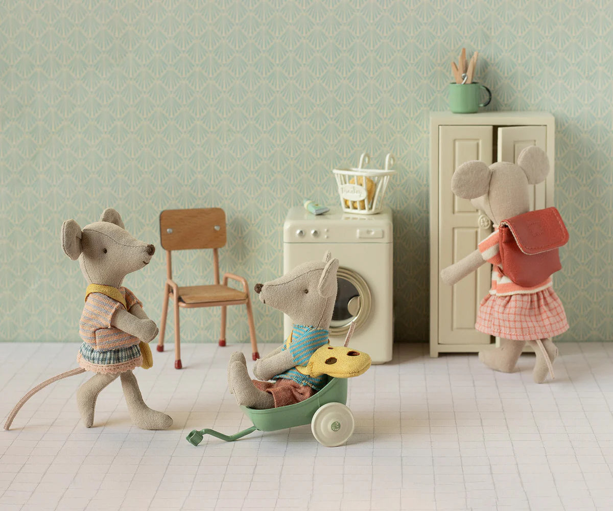 Maileg Big Sister Tricycle Mouse - Coral