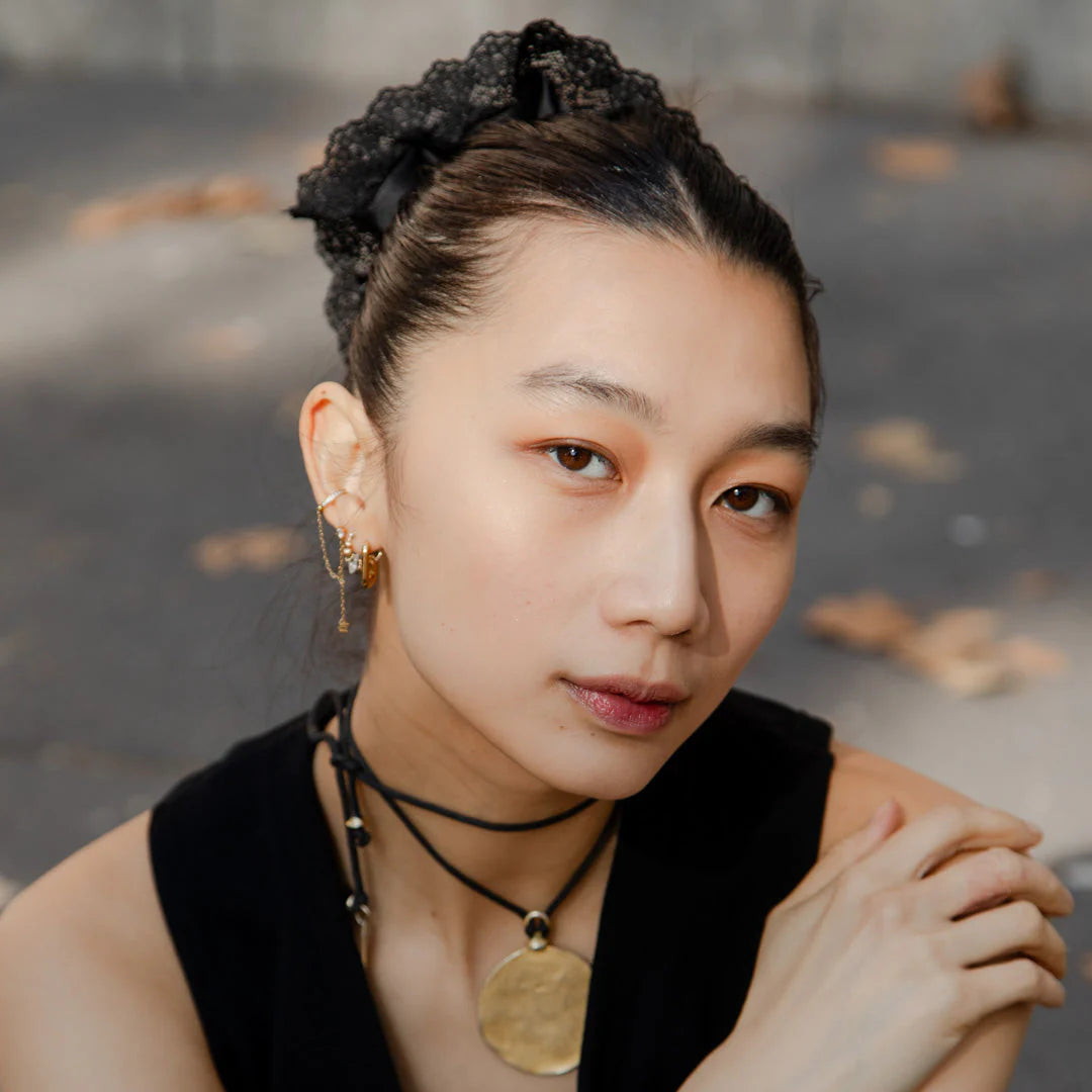 Chou Au Carre Simone Pérèle Black Lace Scrunchie