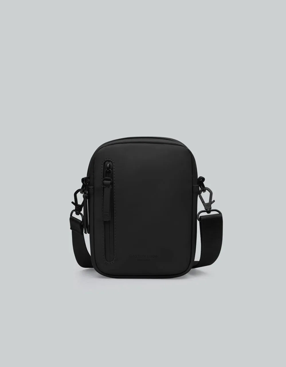 Gaston Luga Dash Verti Crossbody Bag in Black on a white background 