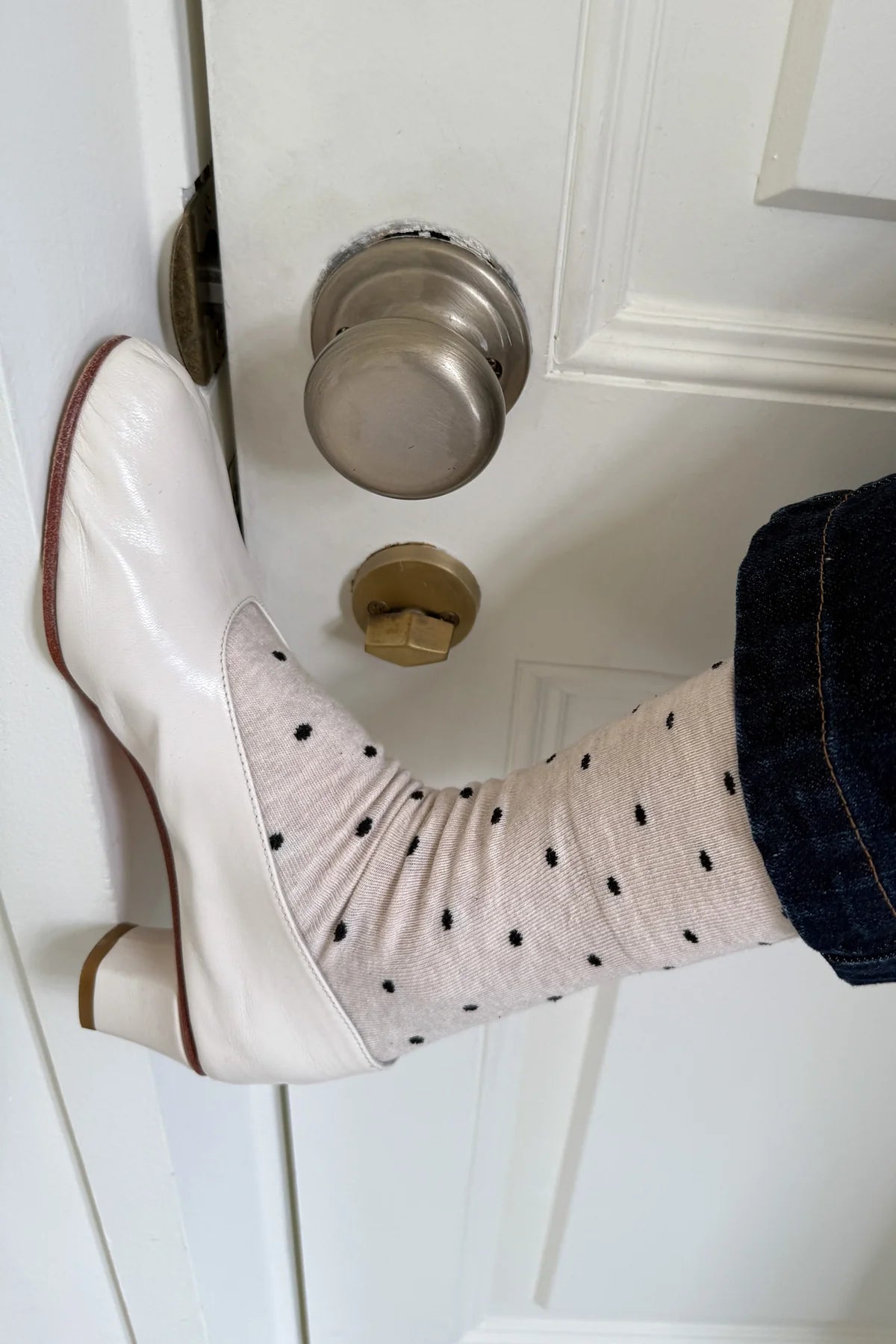 Le Bon Shoppe Polka Dot Sneaker Socks - Oatmeal/Black